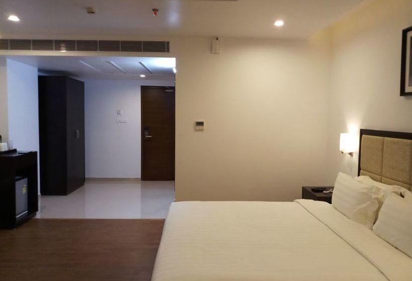 Hotel Triguna Clarks Inn 5