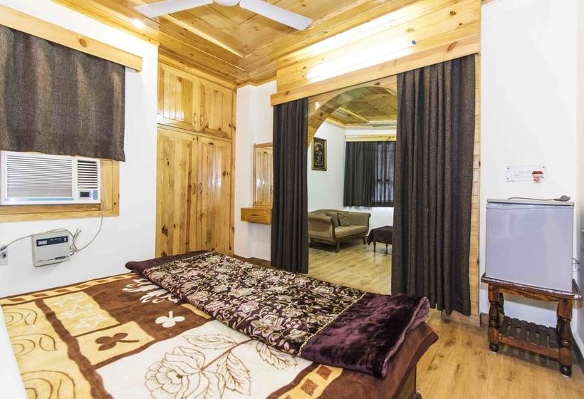 Ashoka's Tiger Trail Resort 18