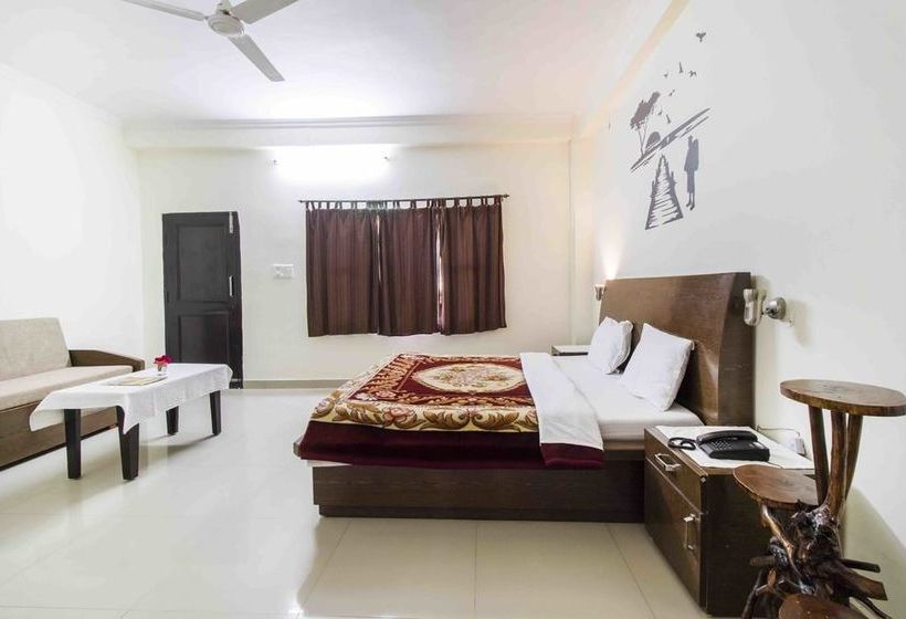 Ashoka's Tiger Trail Resort 8