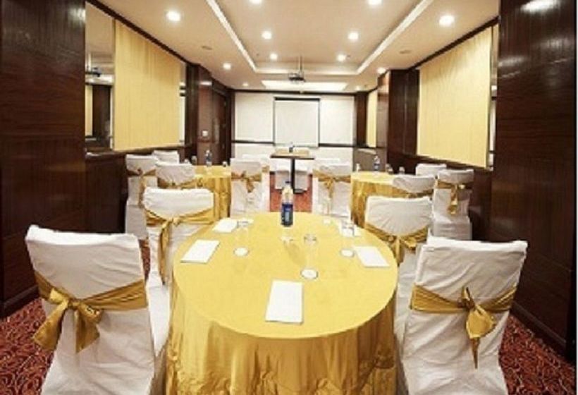 Park Square Hotel & Banquet 9