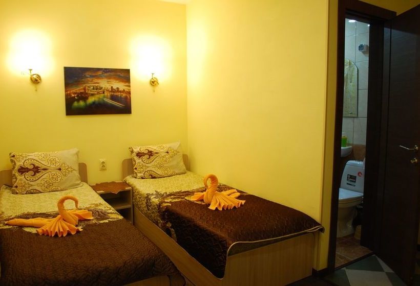 Hotel Tikhy Dvorik 8