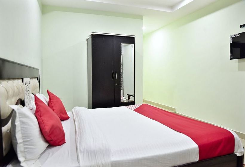 Oyo 10566 Hotel Shanti Guest House 2