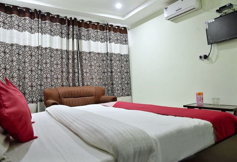 Oyo 10566 Hotel Shanti Guest House 7