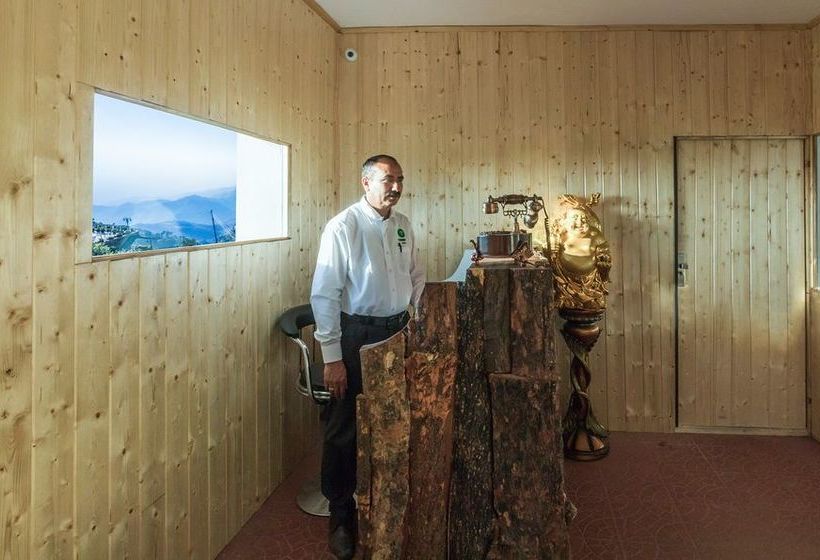 Hotel Treebo Royal Suites 1