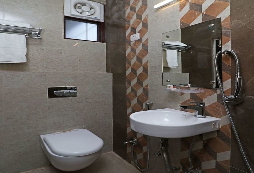 Hotel Oyo 10810 Sangvi Palace 14