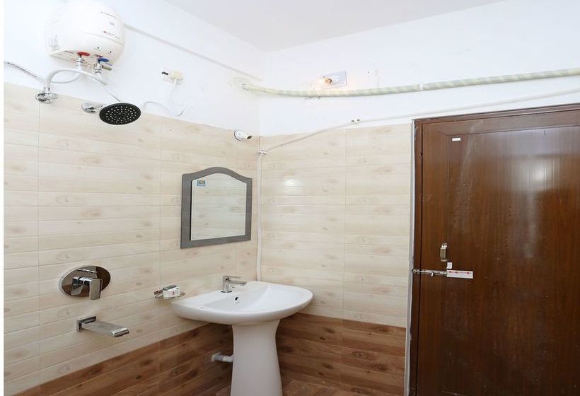 Oyo 11343 Hotel Sai International 17