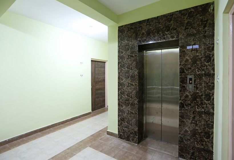 Oyo 11343 Hotel Sai International 20