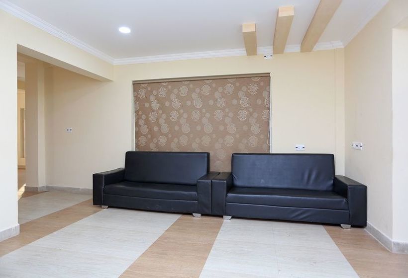 Oyo 11343 Hotel Sai International 3