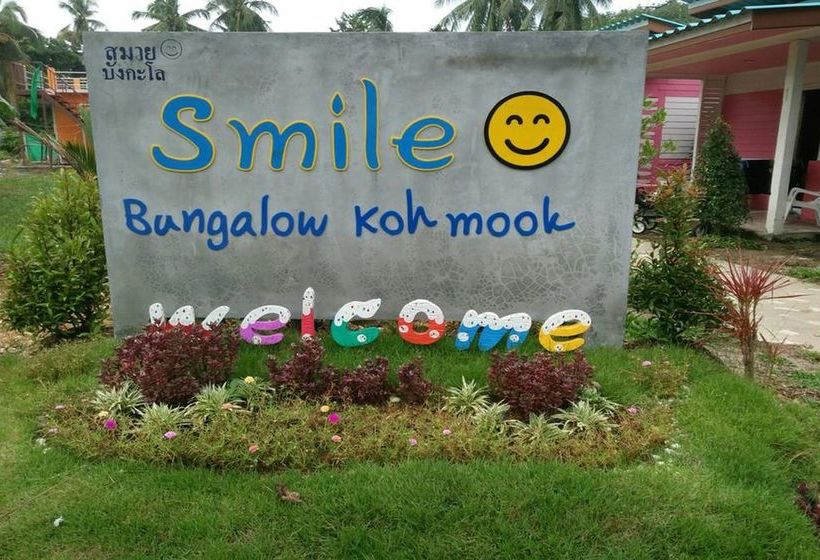 Hotel Smile Bungalow Koh Mook 11