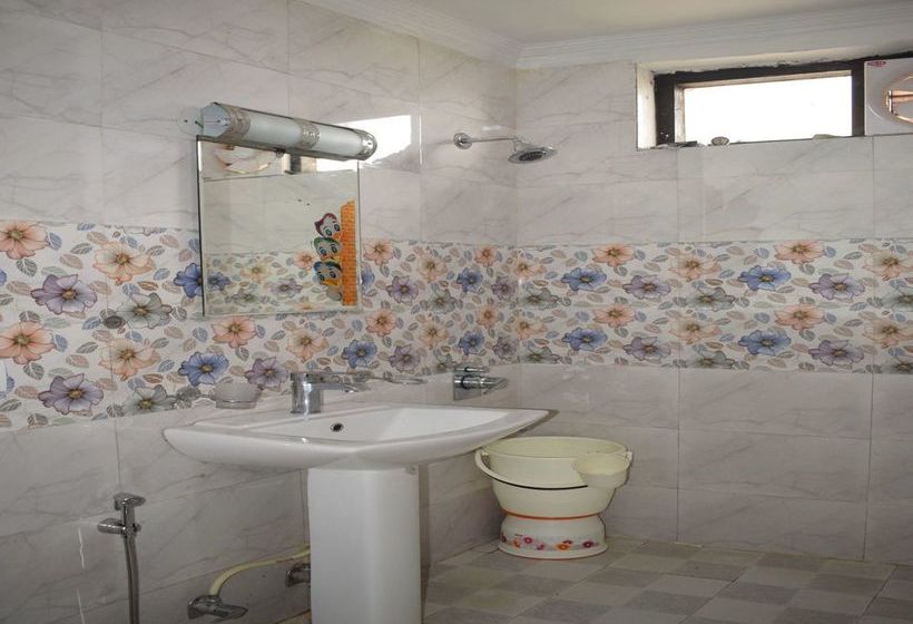 Hotel Rajas Palace 11