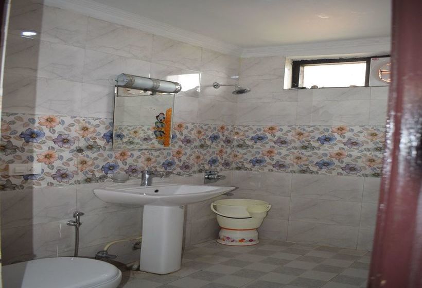 Hotel Rajas Palace 14