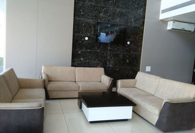 Hotel Ramashray Paradise 1