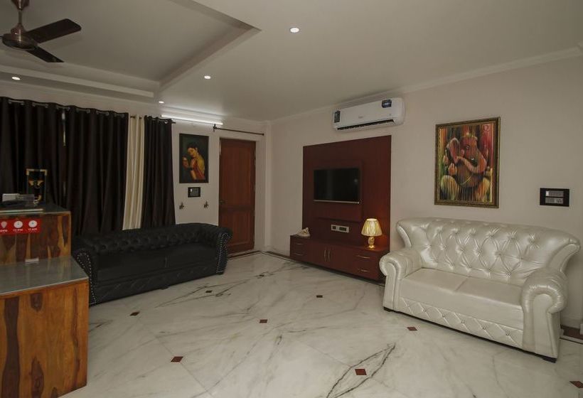 Hotel Oyo 8430 Absin Hospitality Uttar Pradesh