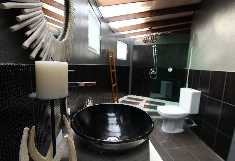 Hotel 102 Ville Resort 20