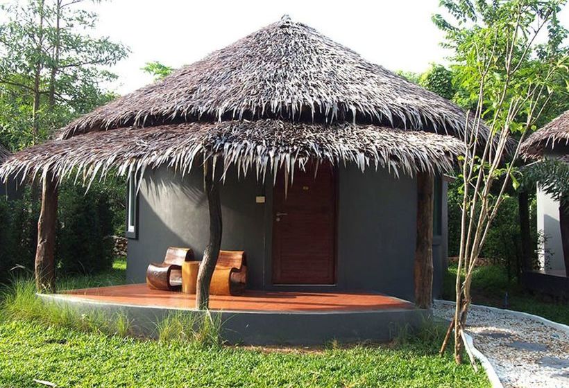 Hotel 102 Ville Resort 9