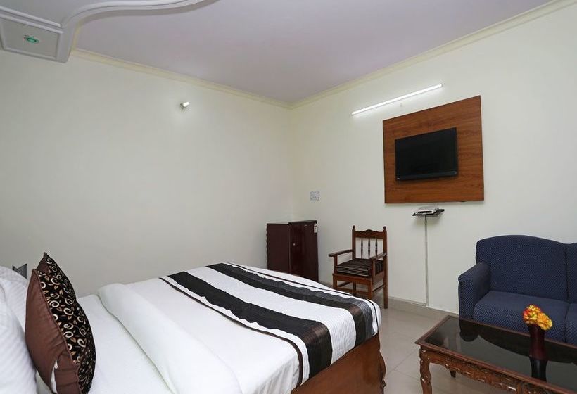 Oyo 11063 Hotel Suncity 18