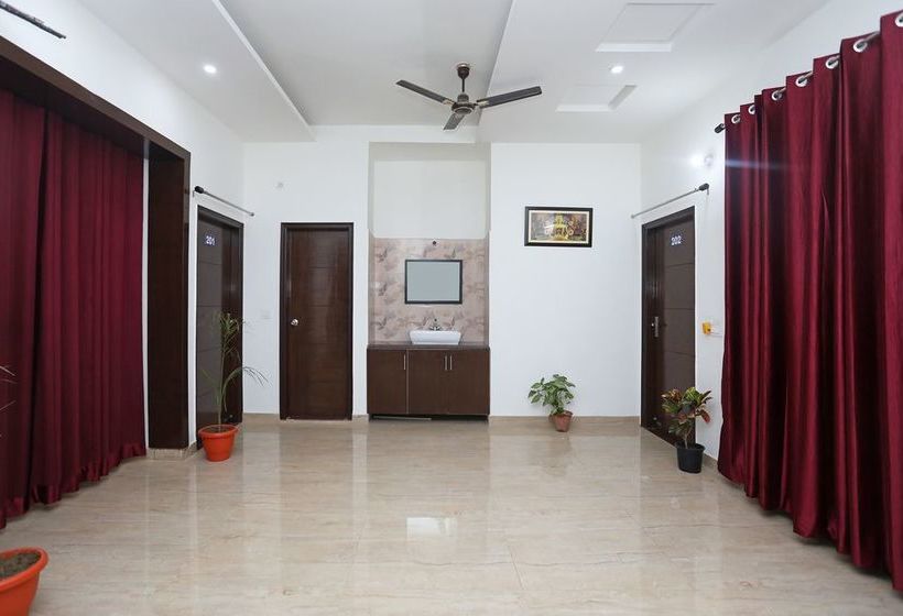Hotel Oyo 10888 Sector 46 Faridabad 1