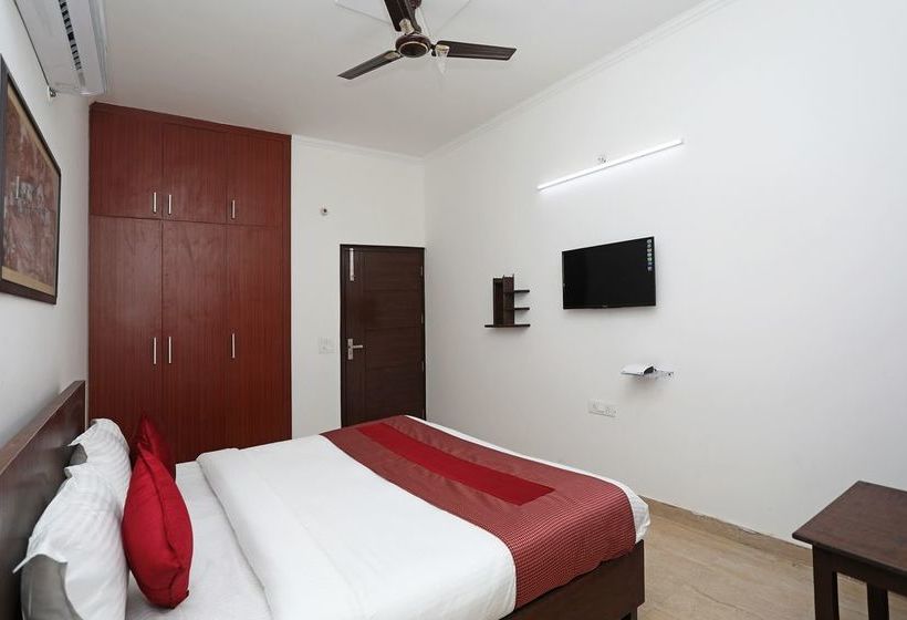 Hotel Oyo 10888 Sector 46 Faridabad 10