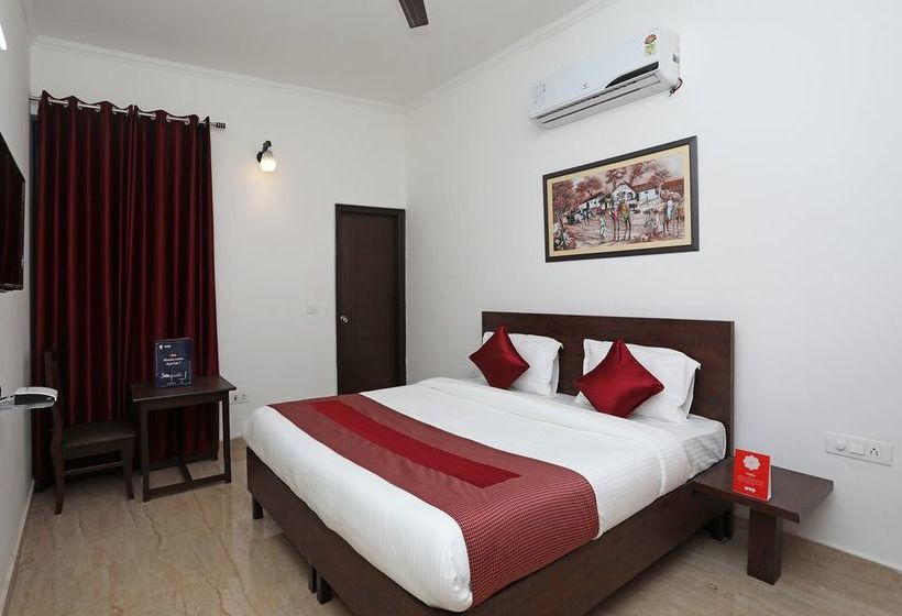 Hotel Oyo 10888 Sector 46 Faridabad 11