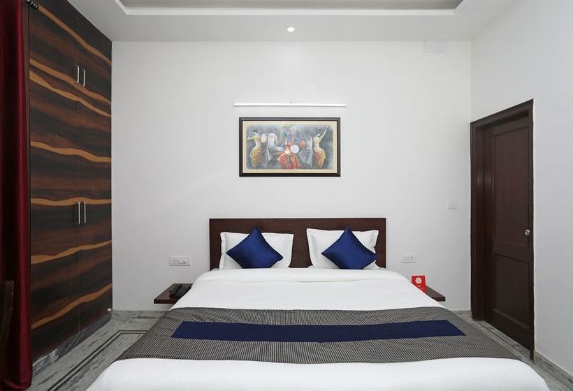 Hotel Oyo 10888 Sector 46 Faridabad 14