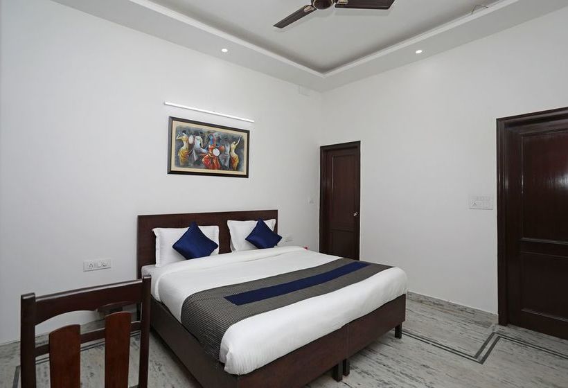 Hotel Oyo 10888 Sector 46 Faridabad 15