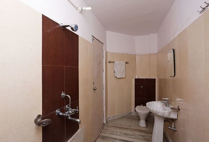 Hotel Akash Continental 13