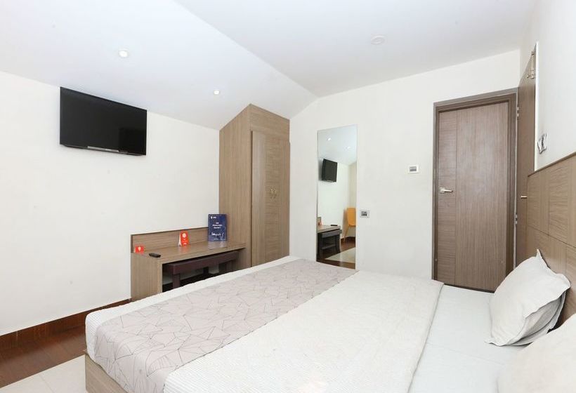 Hotel Oyo 4943 Near Bus Stand 15