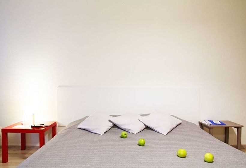 Apartments Etazhi At Soboleva 10