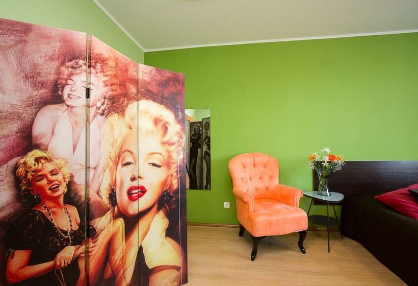 Apartment Etazhy Sheynkmana Kuybysheva 9