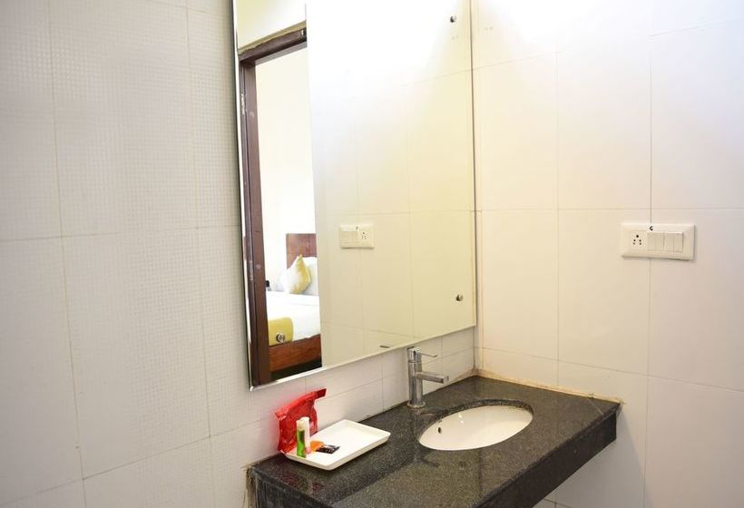 Hotel Oyo 3069 Garjiya 13