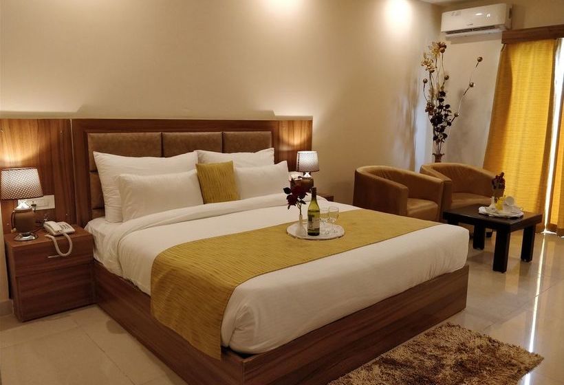 Hotel D'polo Club & Spa Resort 11