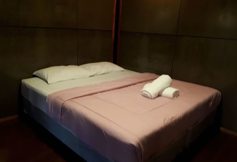 Hotel Baansuankamnun Montree