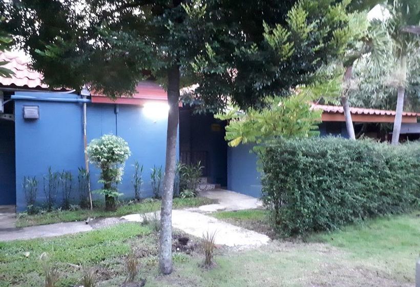 Hotel Baansuankamnun Montree 18