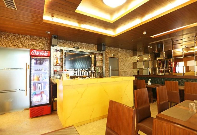 Oyo 5614 Hotel Rolex Inn 12