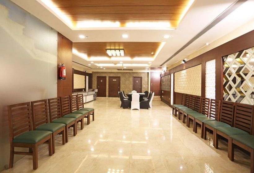 Oyo 5614 Hotel Rolex Inn 15