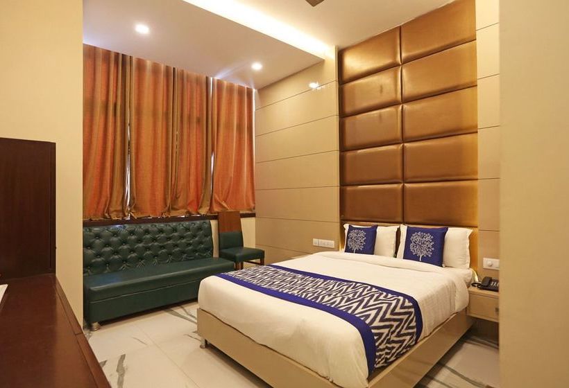 Oyo 5614 Hotel Rolex Inn 3