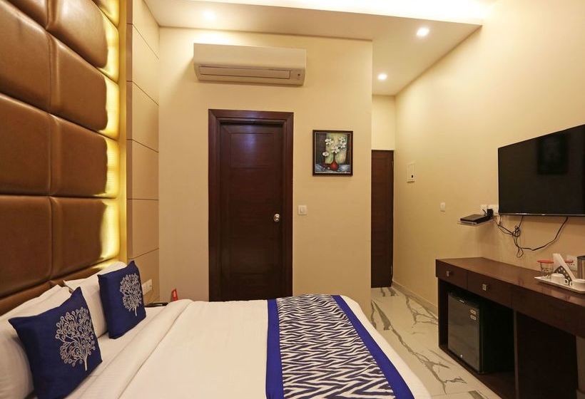 Oyo 5614 Hotel Rolex Inn 6