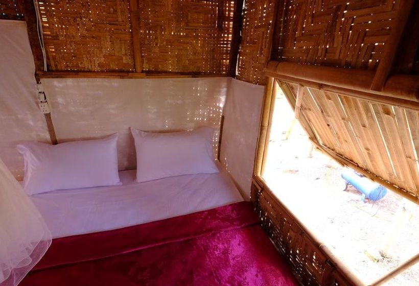 Hotel Captain Yut's Bungalows 7