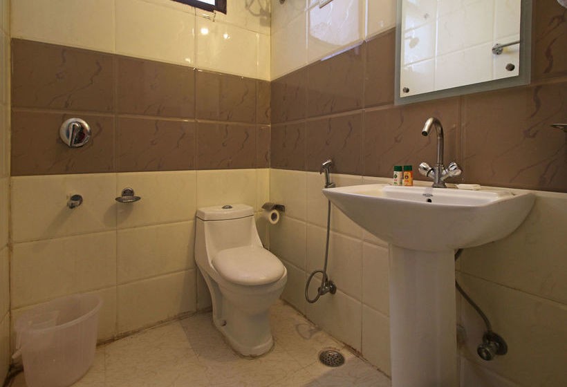 Hotel Oyo Rooms Moulsari Avenue Ii 15