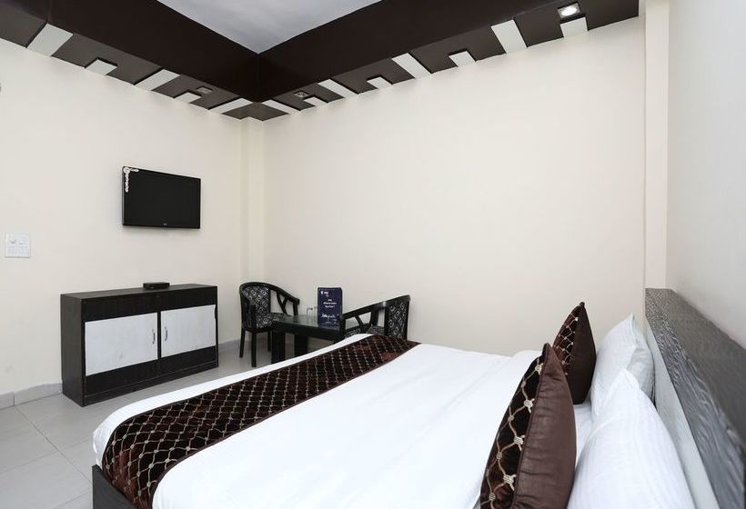 Hotel Sk International 12