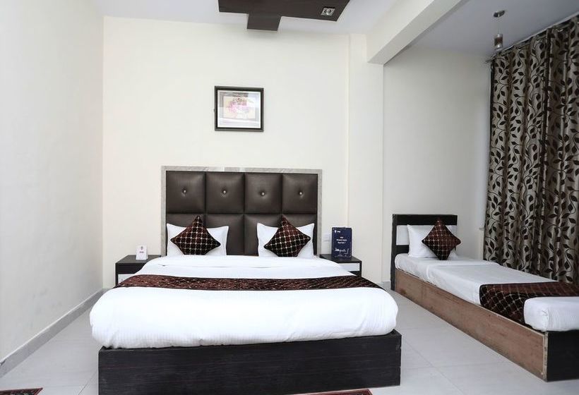 Hotel Sk International 13