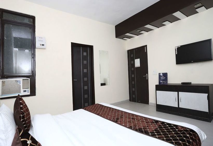 Hotel Sk International 14