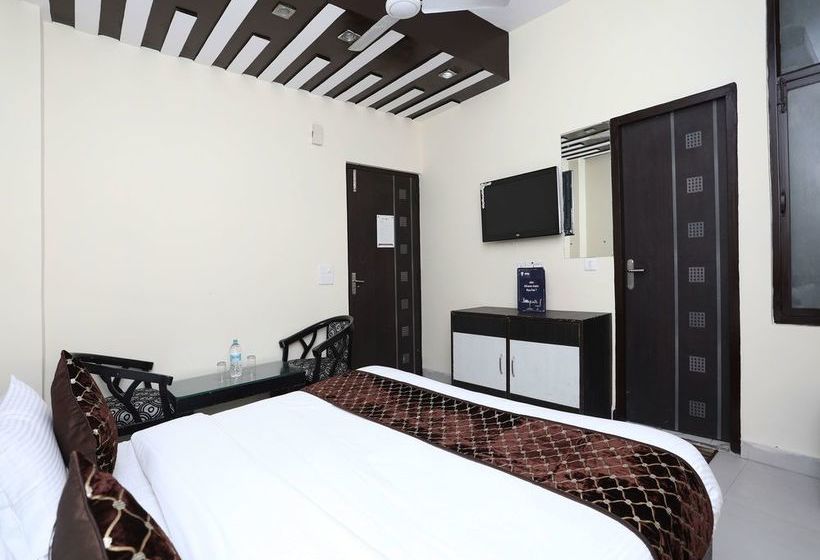 Hotel Sk International 16