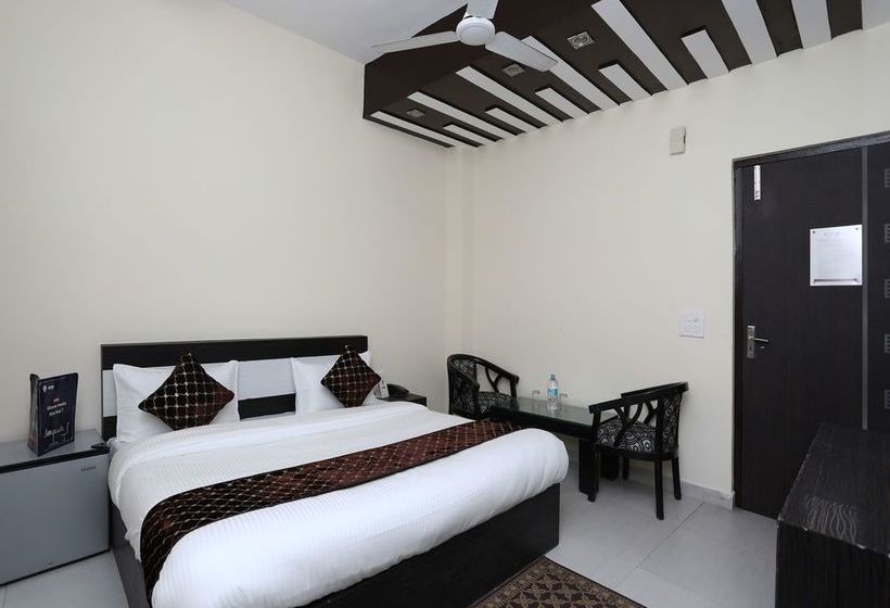 Hotel Sk International 17