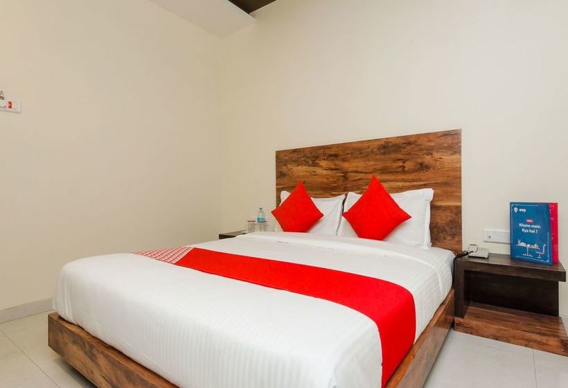 Hotel Sai Comforts 11