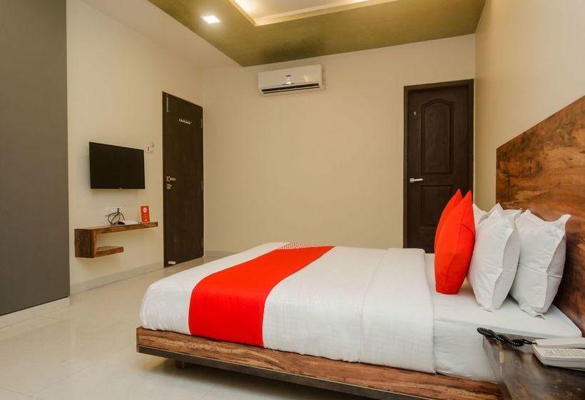 Hotel Sai Comforts 13