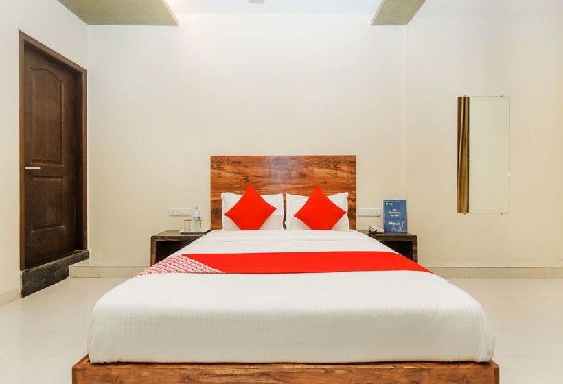 Hotel Sai Comforts 7