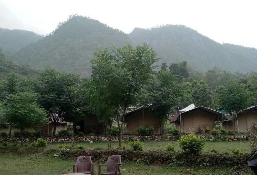 Hotel Adb Rooms Adventure Guru 11