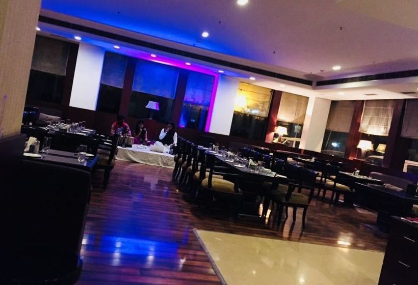 Hotel Tdi Club Retreat Sonipat Haryana