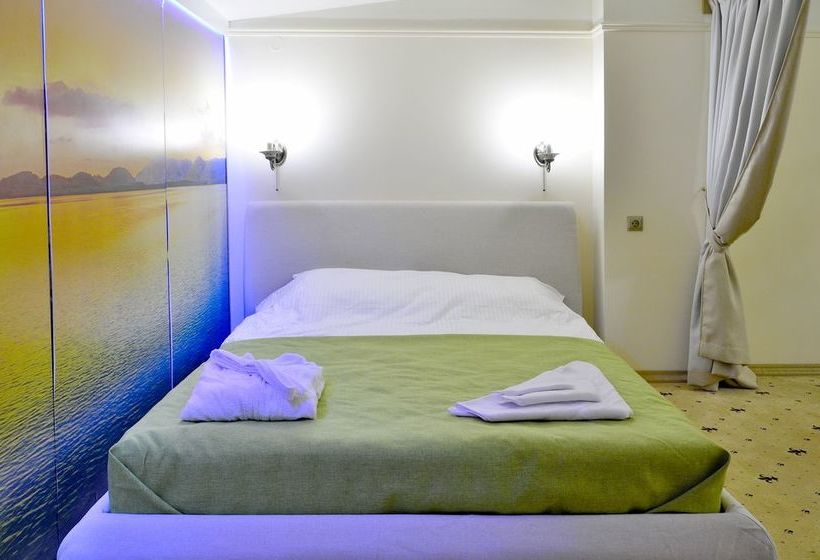 Spa Hotel Ingerburgskiy 15